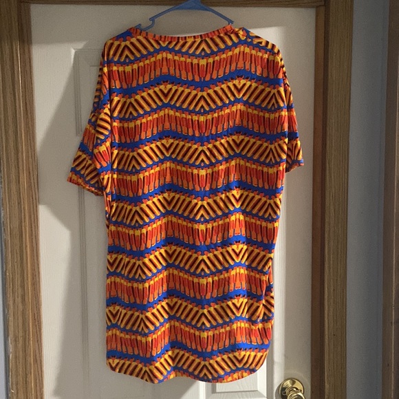 LulaRoe Top - Picture 4 of 4